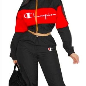 2021 Champion Women Set